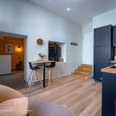 Chic L Ascenseur L Terrasse Centre Apartment