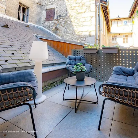 Apartment Chic L Ascenseur L Terrasse Centre Chambéry