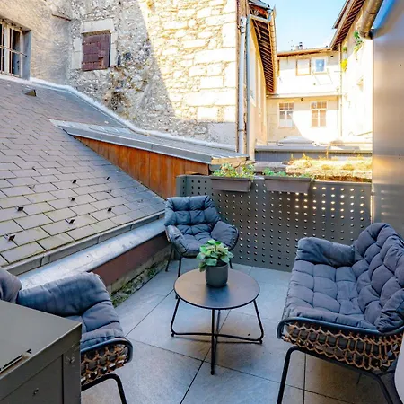 Chic L Ascenseur L Terrasse Centre *